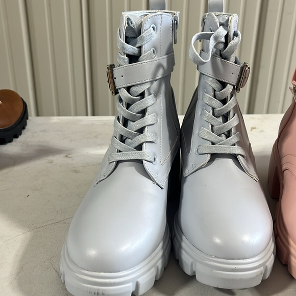 Shoe dazzle, size 8, pink, blue, white - Picture 2 of 8